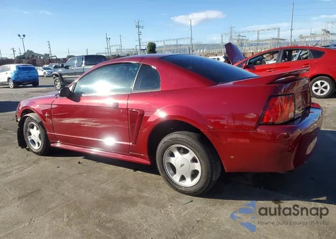 2000 Ford Mustang z USA, uszkodzony, nr VIN 1FAFP4042YF285475